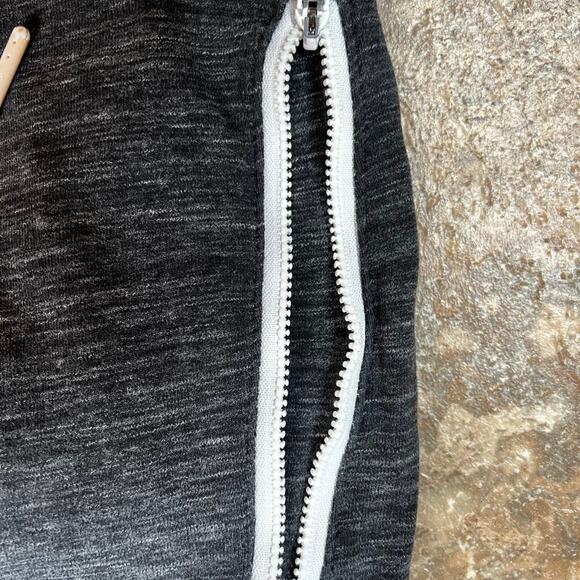 American Eagle men’s size S sweatpants joggers, gray white accent - Picture 4 of 7